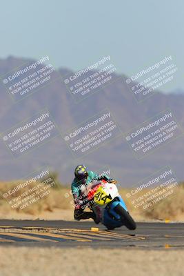 media/Mar-22-2025-CVMA (Sat) [[462c0ffedb]]/Race 13-Amateur Supersport Middleweight/